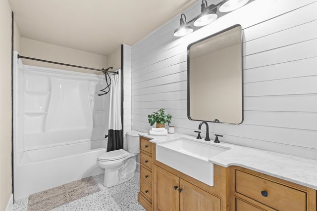 9817 E Hoffman Ct, Spokane Valley, WA 99206