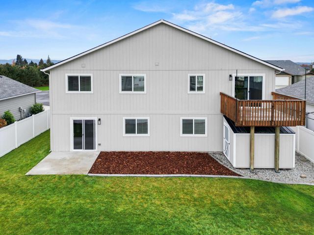 9817 E Hoffman Ct, Spokane Valley, WA 99206