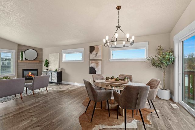 9817 E Hoffman Ct, Spokane Valley, WA 99206