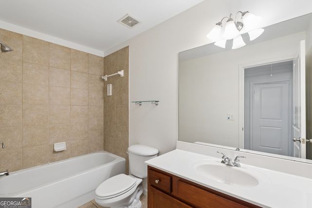1634 Gilstrap Lane NW, Atlanta, GA 30318