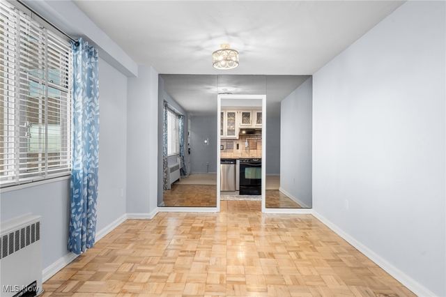 11820 Edgewater Drive 415, Lakewood, OH 44107