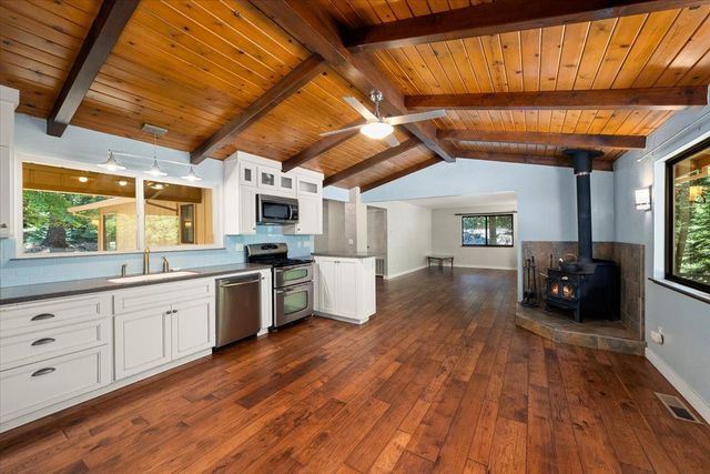 2226 Blair Rd, Pollock Pines, CA 95726