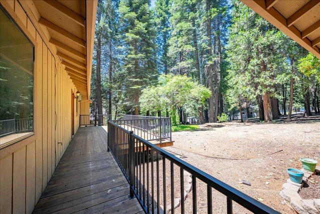 2226 Blair Rd, Pollock Pines, CA 95726