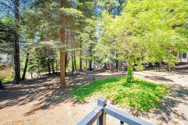 2226 Blair Rd, Pollock Pines, CA 95726
