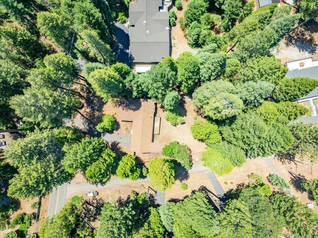 2226 Blair Rd, Pollock Pines, CA 95726