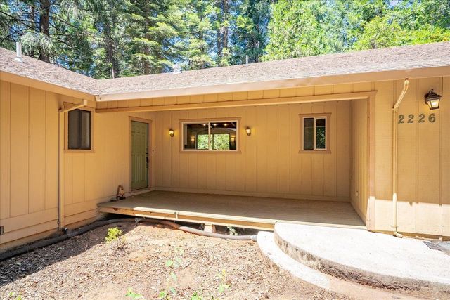 2226 Blair Rd, Pollock Pines, CA 95726
