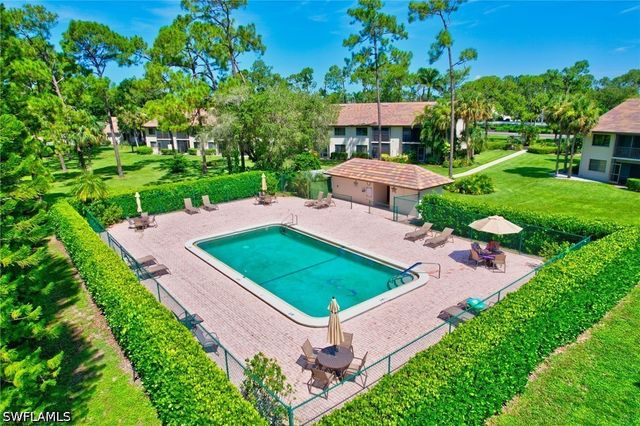 5857 Rattlesnake Hammock RD N 106, Naples, FL 34113