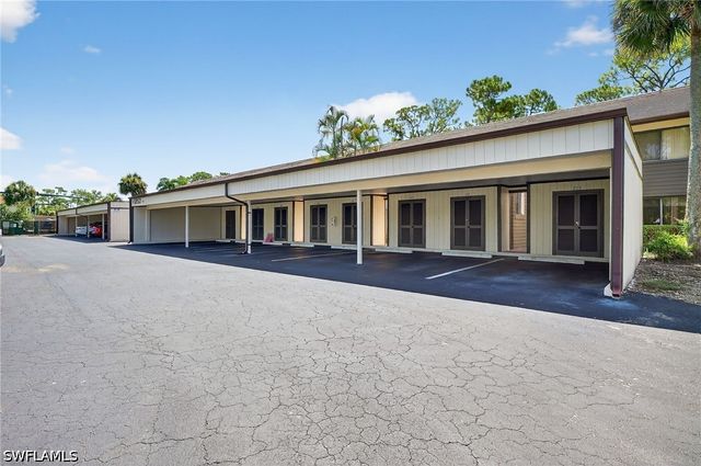 5857 Rattlesnake Hammock RD N 106, Naples, FL 34113