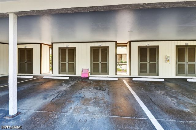 5857 Rattlesnake Hammock RD N 106, Naples, FL 34113