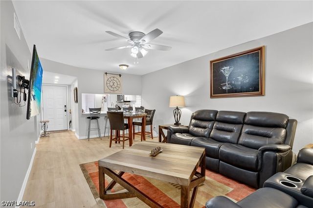 5857 Rattlesnake Hammock RD N 106, Naples, FL 34113