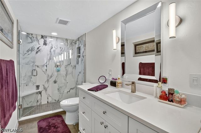 5857 Rattlesnake Hammock RD N 106, Naples, FL 34113