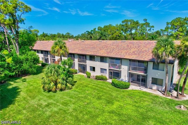 5857 Rattlesnake Hammock RD N 106, Naples, FL 34113