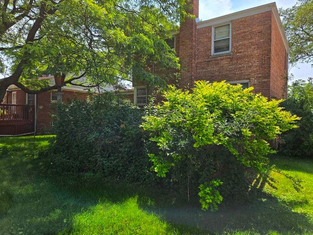 1811 Downing Avenue, Westchester, IL 60154