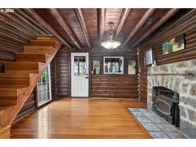 7512 N BERKELEY Ave, Portland, OR 97203