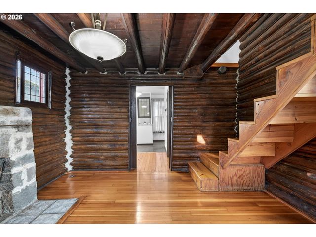 7512 N BERKELEY Ave, Portland, OR 97203