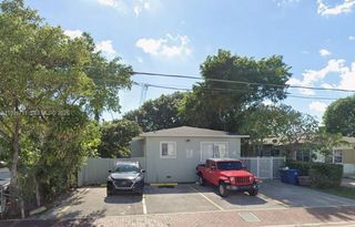 1514 SW 6th St 4, Miami, FL 33135