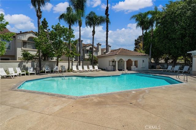130 Almador, Irvine, CA 92614
