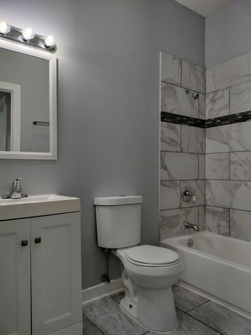 6501 S Justine Street 1W, Chicago, IL 60636