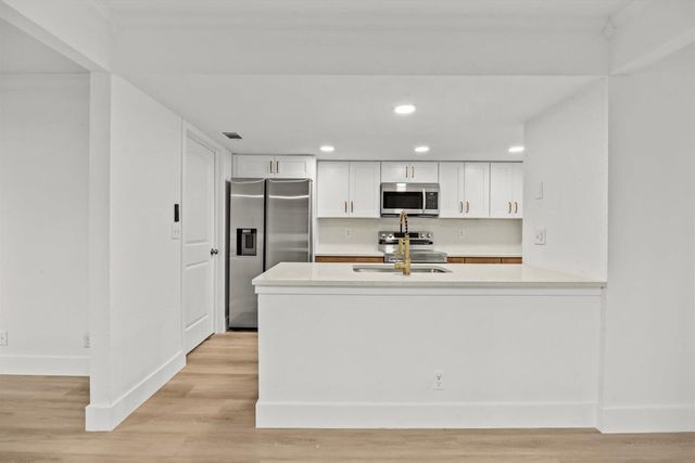 5891 Rambler Rose Way, West Palm Beach, FL 33415