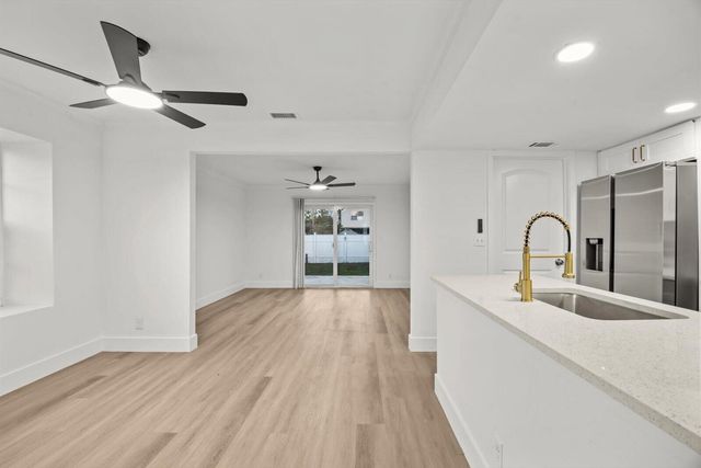 5891 Rambler Rose Way, West Palm Beach, FL 33415