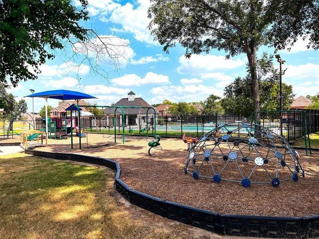 723 Cypresswood Cove, Spring, TX 77373