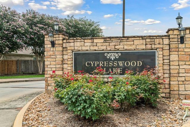 723 Cypresswood Cove, Spring, TX 77373
