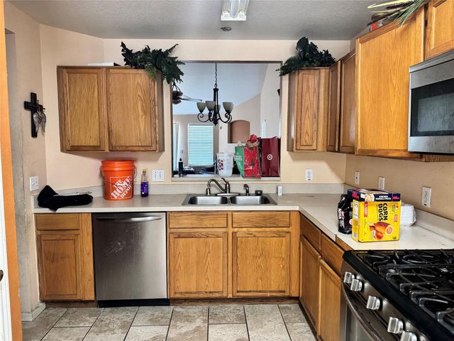 723 Cypresswood Cove, Spring, TX 77373