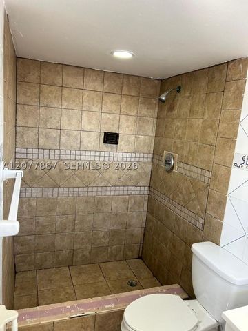 15201 NE 6th Ave C302, Miami, FL 33162