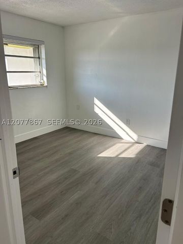 15201 NE 6th Ave C302, Miami, FL 33162