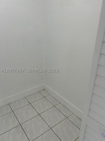15201 NE 6th Ave C302, Miami, FL 33162