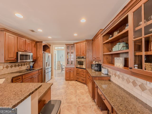 176 Cypress Cove Court, Grayson, GA 30017