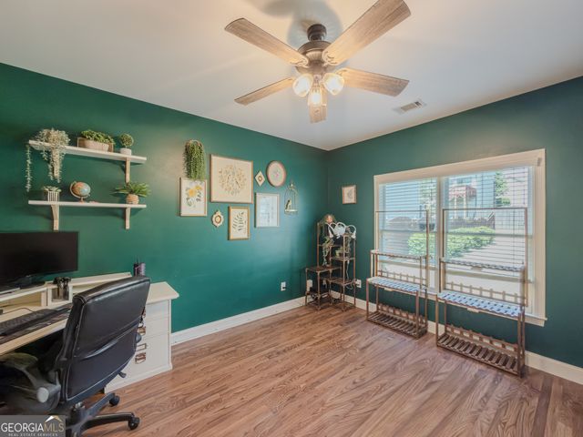 176 Cypress Cove Court, Grayson, GA 30017