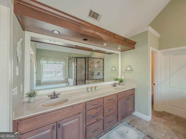 176 Cypress Cove Court, Grayson, GA 30017