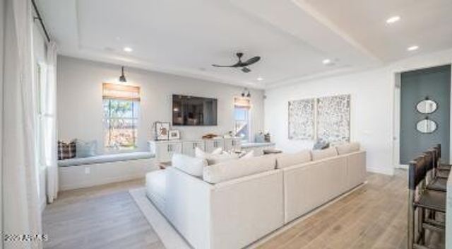 18956 E DRUIDS GLEN Road, Queen Creek, AZ 85142