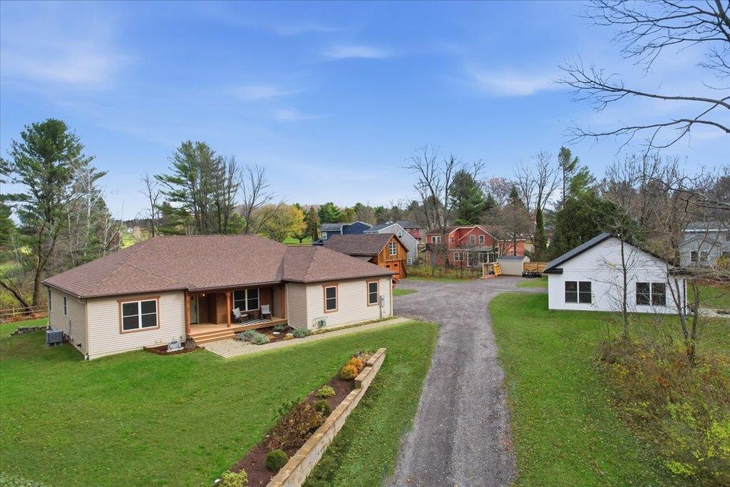 55-57 Lefebvre Lane, Williston, VT 05495
