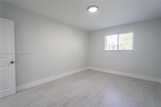 465 NE 59th St 27, Miami, FL 33137