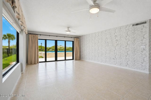 1951 OCEAN Drive S 1B, Jacksonville Beach, FL 32250