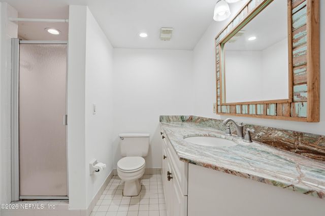 1951 OCEAN Drive S 1B, Jacksonville Beach, FL 32250