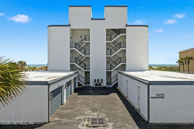 1951 OCEAN Drive S 1B, Jacksonville Beach, FL 32250