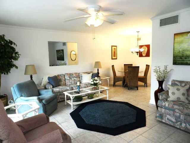 320 North Boulevard 1c, Boynton Beach, FL 33435