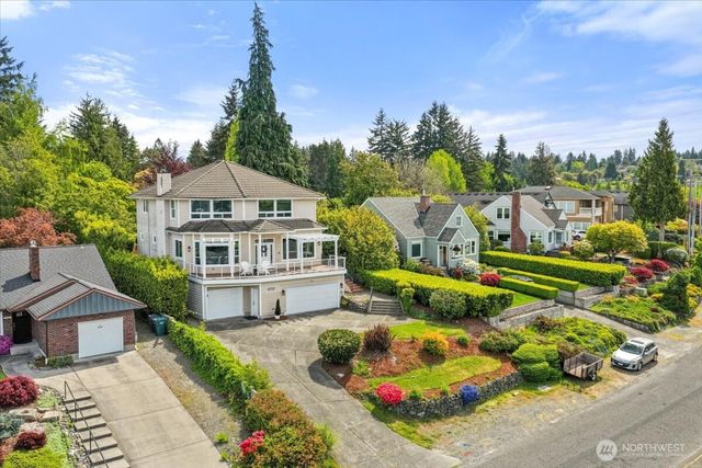 3717 Olympic Boulevard W, University Place, WA 98466
