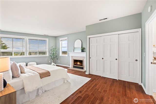 3717 Olympic Boulevard W, University Place, WA 98466