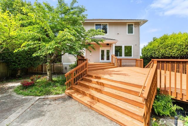 3717 Olympic Boulevard W, University Place, WA 98466