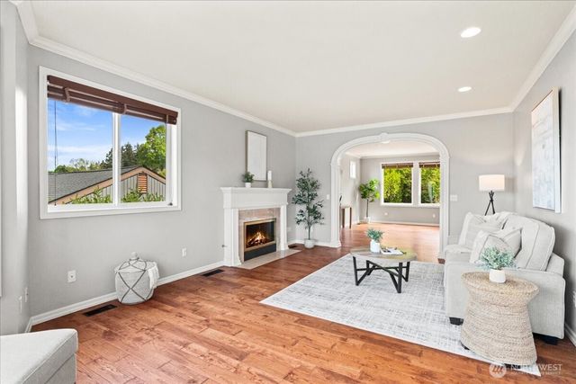 3717 Olympic Boulevard W, University Place, WA 98466