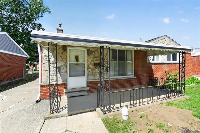 31431 Northwood Drive, Fraser, MI 48026