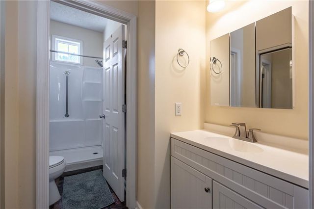 166 Windcroft Circle NW, Acworth, GA 30101