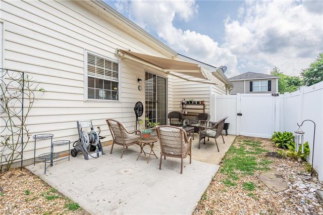 166 Windcroft Circle NW, Acworth, GA 30101