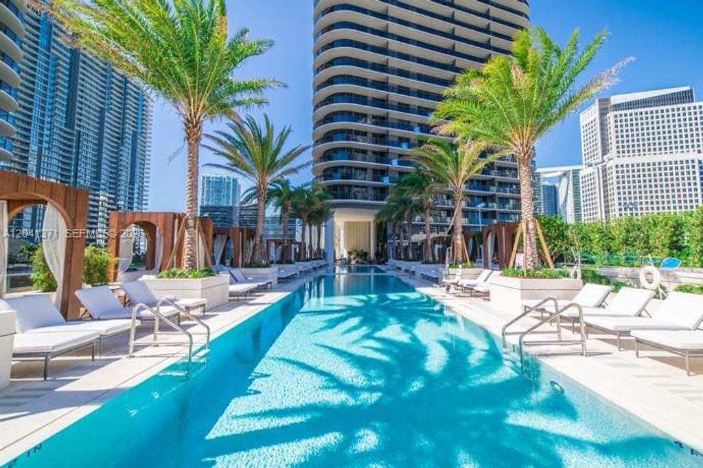 801 S Miami Avenue 2010, Miami, FL 33130