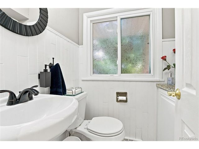 7400 W Radcliff Ave, Littleton, CO 80123