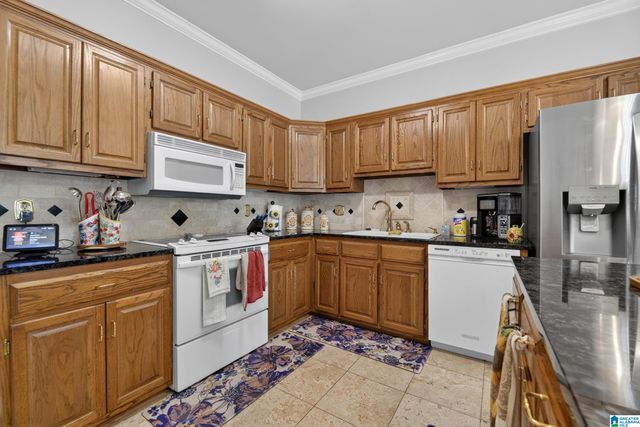 2 WOODSIDE PLACE, Anniston, AL 36207